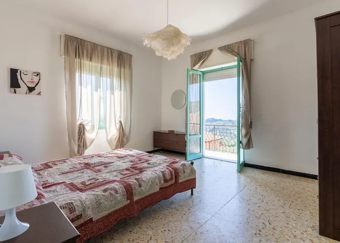 Carleadri By Interhome * Civezza